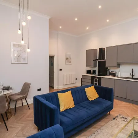 The Salisbury 103 Appartement